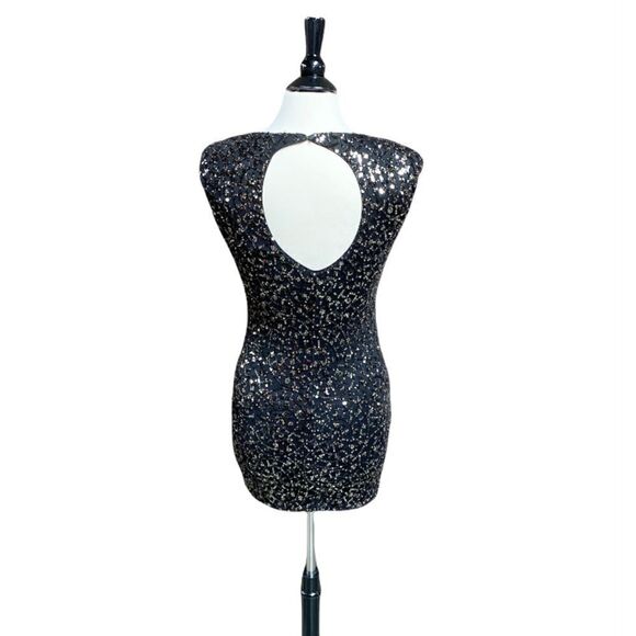 AS U WISH Black & Gold Sequins Sleeveless Mini Dress Size Small - Picture 2 of 6